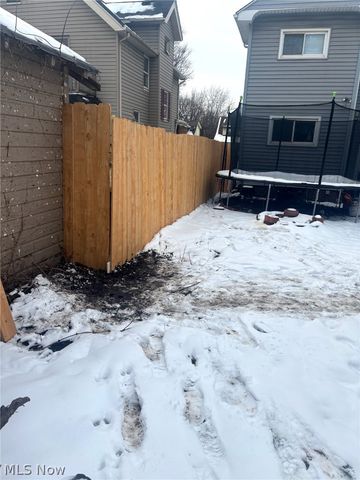 3719 Washington Park Boulevard, Newburgh Heights, OH 44105