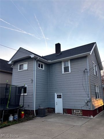 3719 Washington Park Boulevard, Newburgh Heights, OH 44105