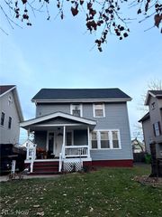 3719 Washington Park Boulevard, Newburgh Heights, OH 44105