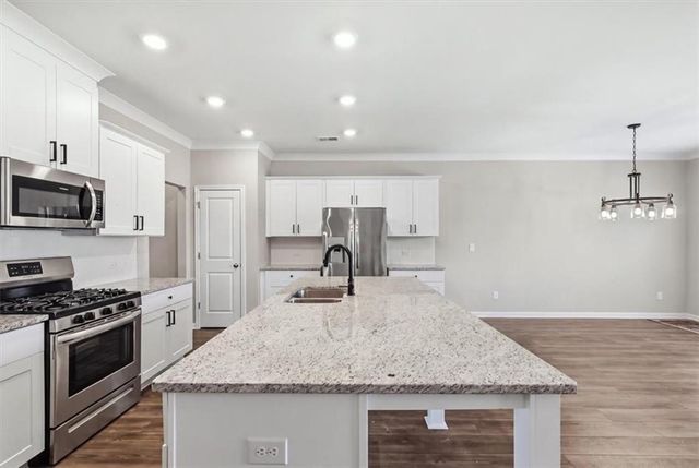 6458 Lanier Harbor Landing, Buford, GA 30518