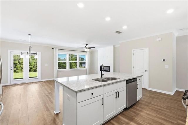 6458 Lanier Harbor Landing, Buford, GA 30518