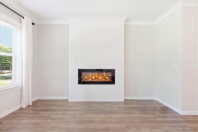 6458 Lanier Harbor Landing, Buford, GA 30518