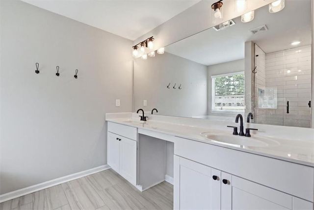 6458 Lanier Harbor Landing, Buford, GA 30518