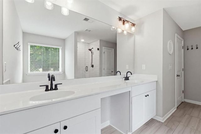 6458 Lanier Harbor Landing, Buford, GA 30518