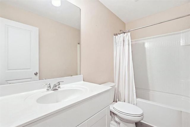 6458 Lanier Harbor Landing, Buford, GA 30518