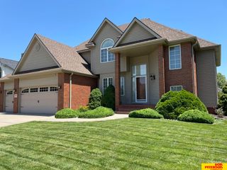 1280 N Bristolwood Drive, Fremont, NE 68025