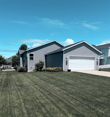 576 Brownstone Street, Holland, MI 49423