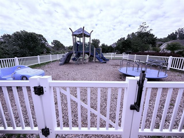 576 Brownstone Street, Holland, MI 49423
