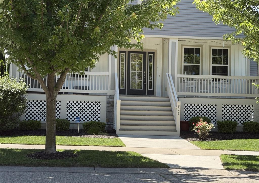 576 Brownstone Street, Holland, MI 49423