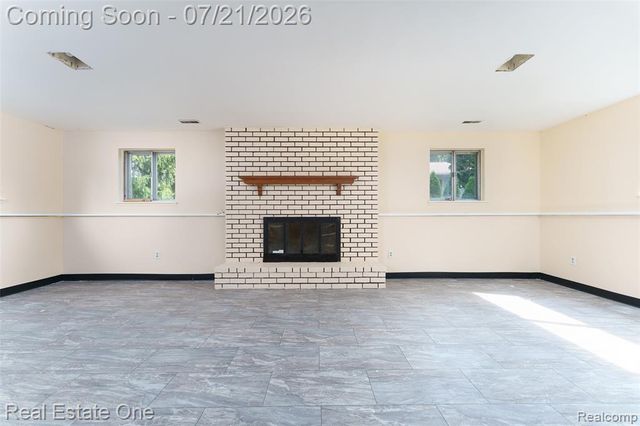 4069 Village Square, Brighton, MI 48114