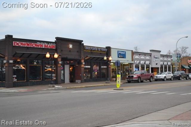 4069 Village Square, Brighton, MI 48114