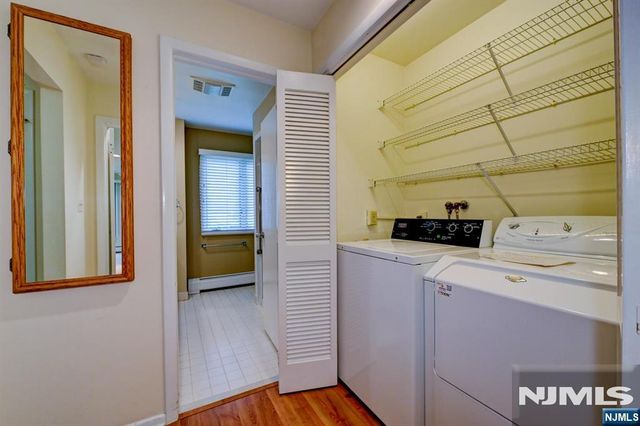 612 Sugarbush Court B, Wyckoff, NJ 07481