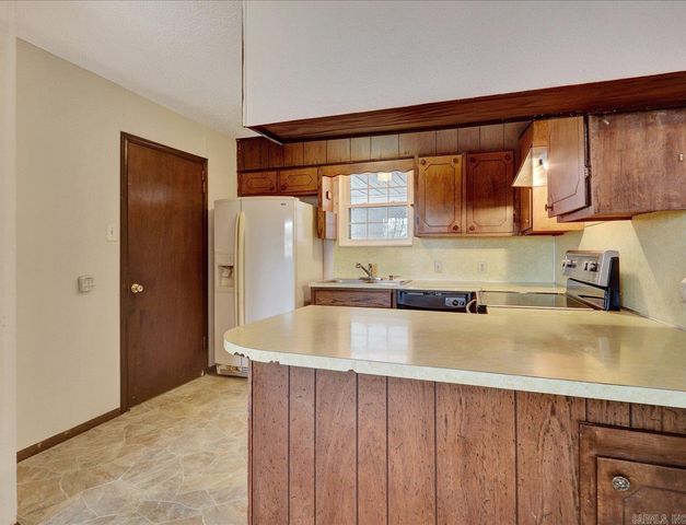 377 Valley Acres Road, Hot Springs, AR 71913