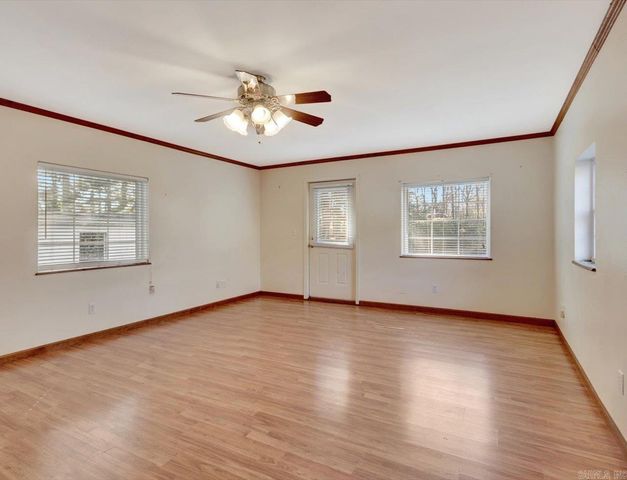 377 Valley Acres Road, Hot Springs, AR 71913