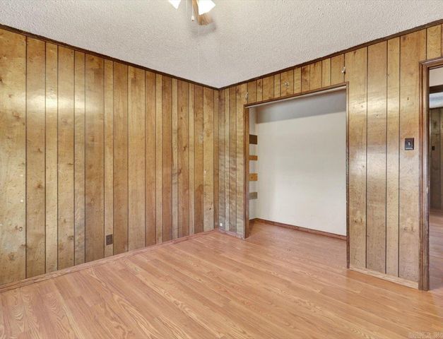 377 Valley Acres Road, Hot Springs, AR 71913