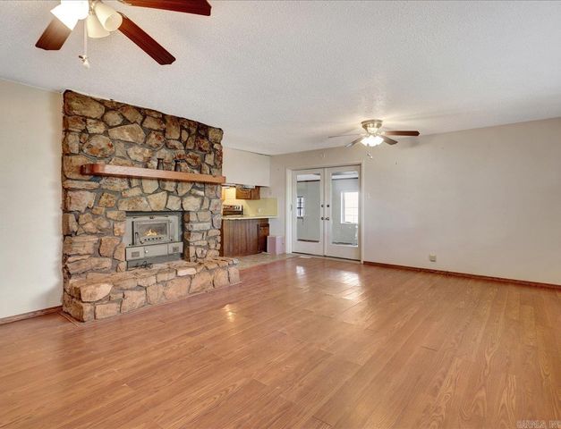 377 Valley Acres Road, Hot Springs, AR 71913