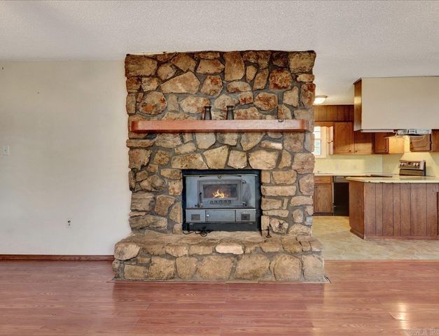 377 Valley Acres Road, Hot Springs, AR 71913