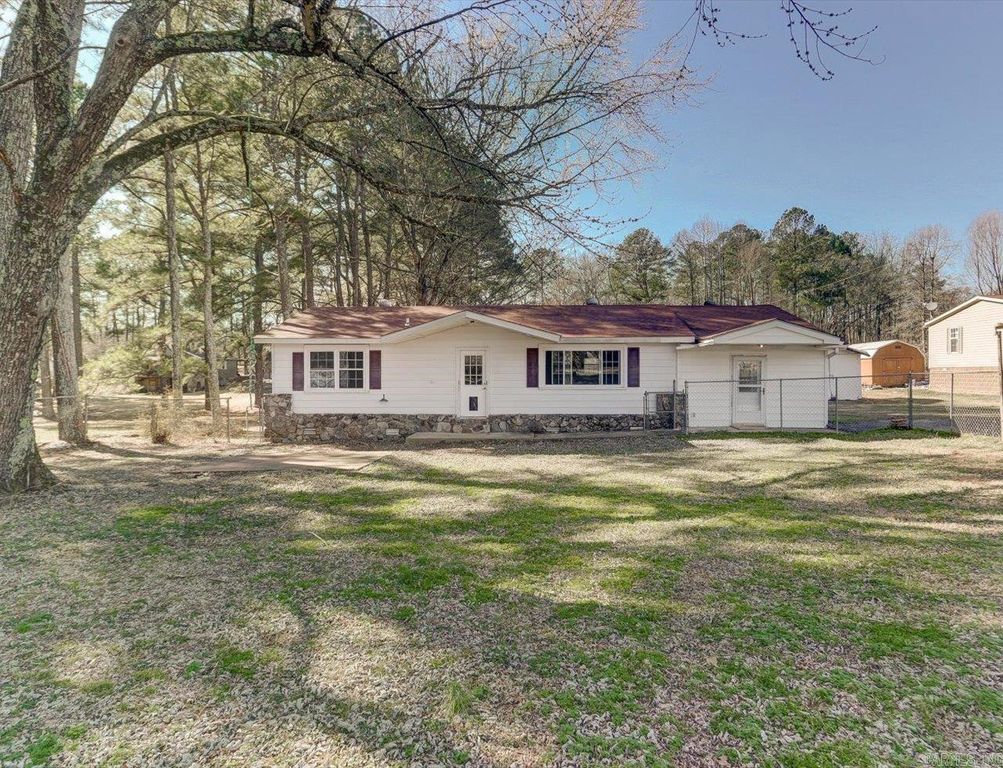 377 Valley Acres Road, Hot Springs, AR 71913