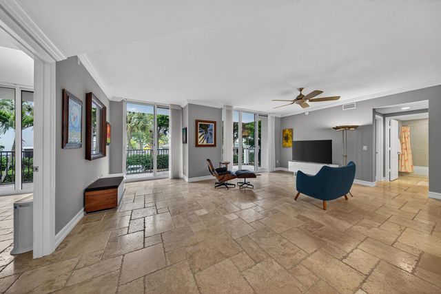 101 SE 20th Avenue 201, Deerfield Beach, FL 33441