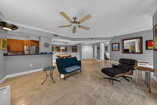 101 SE 20th Avenue 201, Deerfield Beach, FL 33441
