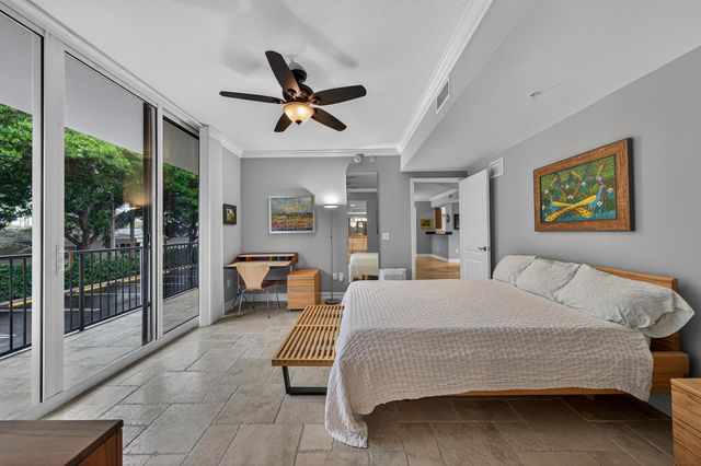 101 SE 20th Avenue 201, Deerfield Beach, FL 33441