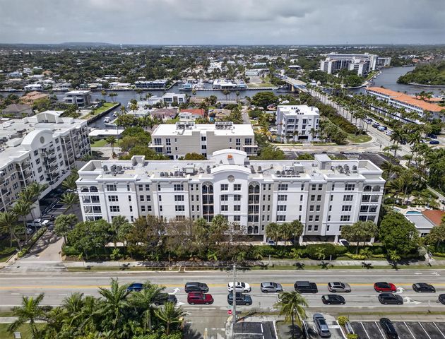 101 SE 20th Avenue 201, Deerfield Beach, FL 33441