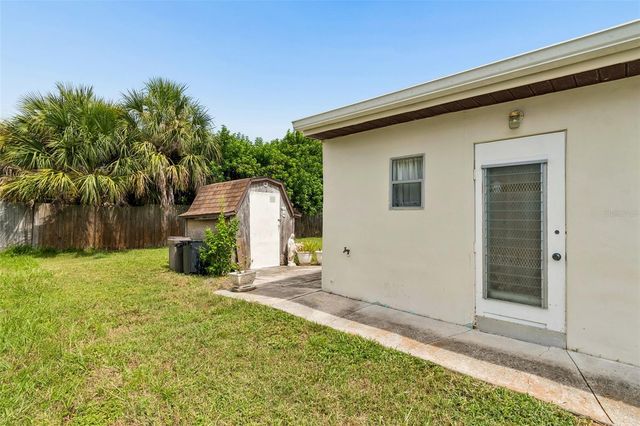 6634 MANOR BEACH ROAD, New Port Richey, FL 34652
