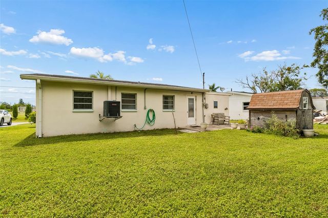 6634 MANOR BEACH ROAD, New Port Richey, FL 34652