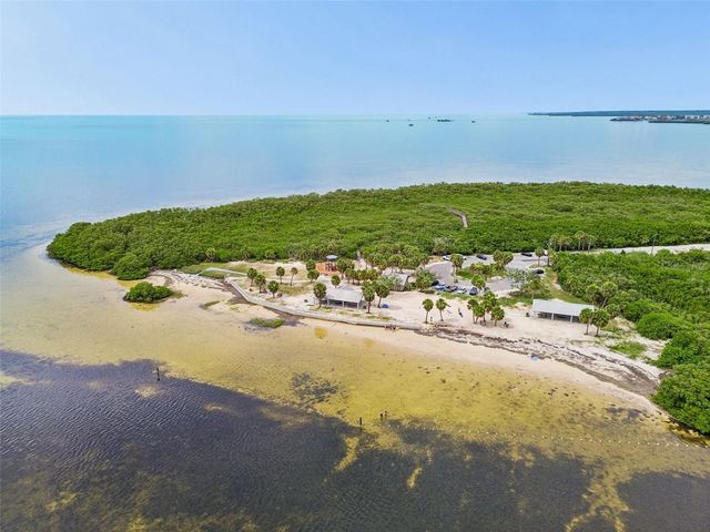 6634 MANOR BEACH ROAD, New Port Richey, FL 34652