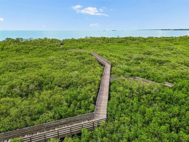 6634 MANOR BEACH ROAD, New Port Richey, FL 34652