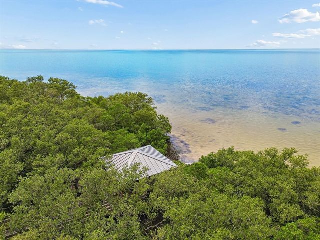 6634 MANOR BEACH ROAD, New Port Richey, FL 34652