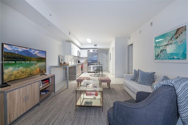 1300 Brickell Bay Dr 600, Miami, FL 33131