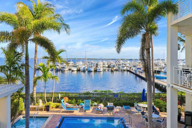 275 NW Flagler Avenue 205, Stuart, FL 34994