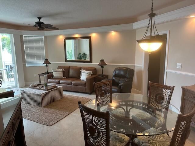 275 NW Flagler Avenue 205, Stuart, FL 34994