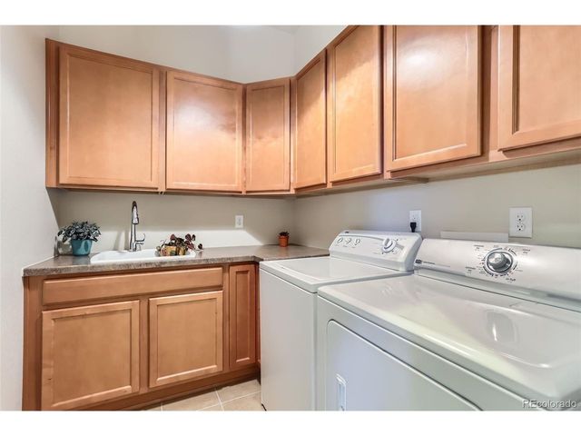 555 Gallegos Cir, Erie, CO 80516