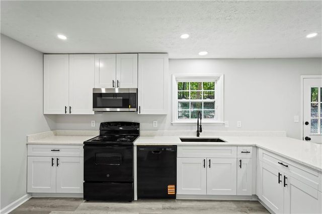 7508 Asbury Manor Drive, Lithonia, GA 30058