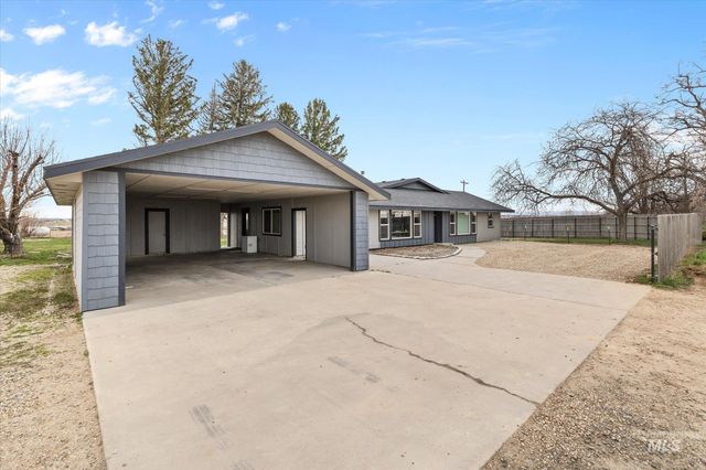 15032 Hollow Rd, Caldwell, ID 83607
