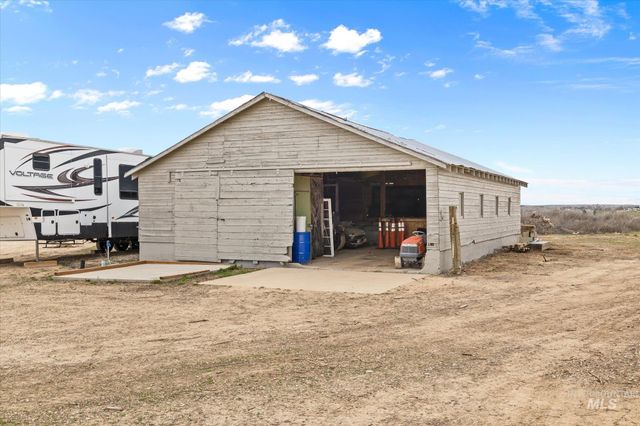 15032 Hollow Rd, Caldwell, ID 83607