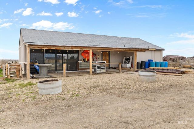 15032 Hollow Rd, Caldwell, ID 83607