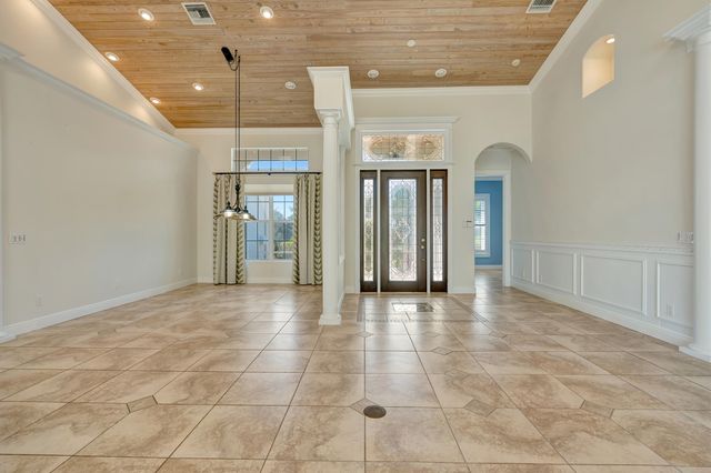 8431 SE Duncan Street, Hobe Sound, FL 33455
