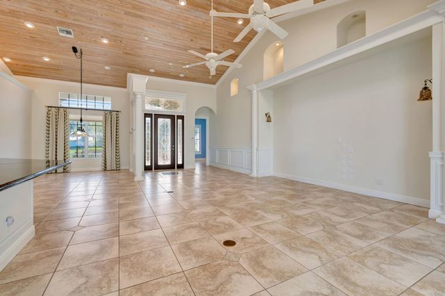 8431 SE Duncan Street, Hobe Sound, FL 33455