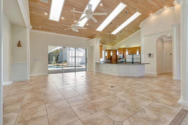 8431 SE Duncan Street, Hobe Sound, FL 33455