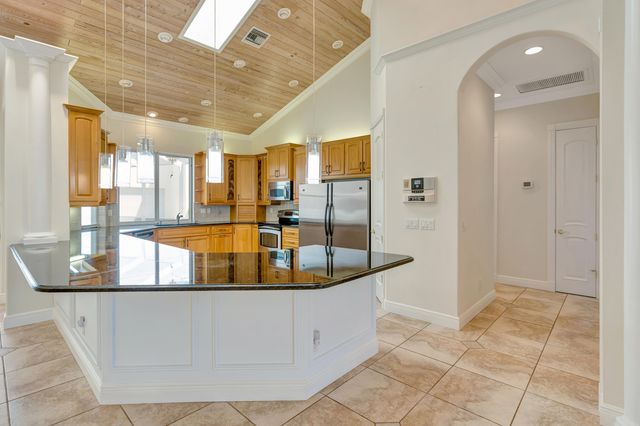 8431 SE Duncan Street, Hobe Sound, FL 33455