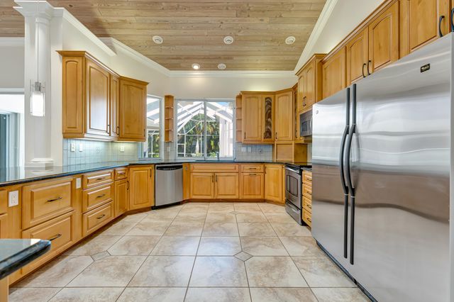 8431 SE Duncan Street, Hobe Sound, FL 33455