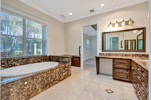 8431 SE Duncan Street, Hobe Sound, FL 33455
