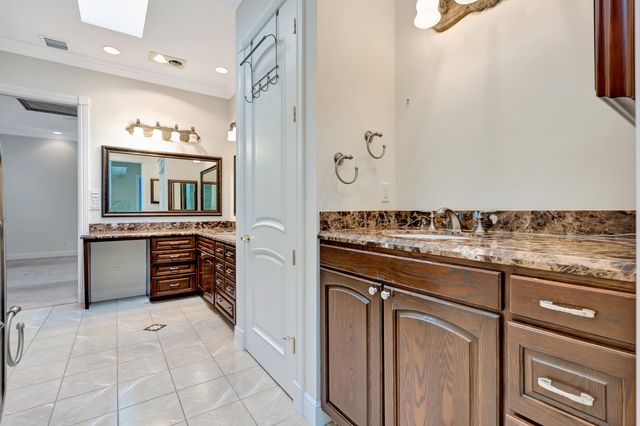 8431 SE Duncan Street, Hobe Sound, FL 33455