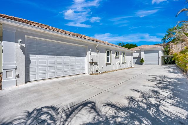 8431 SE Duncan Street, Hobe Sound, FL 33455
