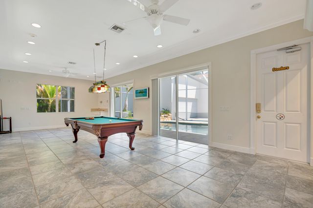 8431 SE Duncan Street, Hobe Sound, FL 33455
