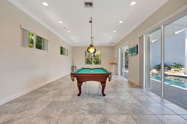8431 SE Duncan Street, Hobe Sound, FL 33455