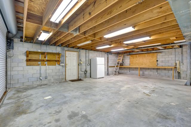 8431 SE Duncan Street, Hobe Sound, FL 33455